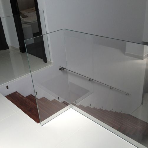 Cristalería y Aluminios Palomo barabdas de vidrio